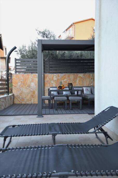 טרוגיר Luxury Villa Lana Apt, Seaview Terrace, Large Outdoor Space, Bbq מראה חיצוני תמונה
